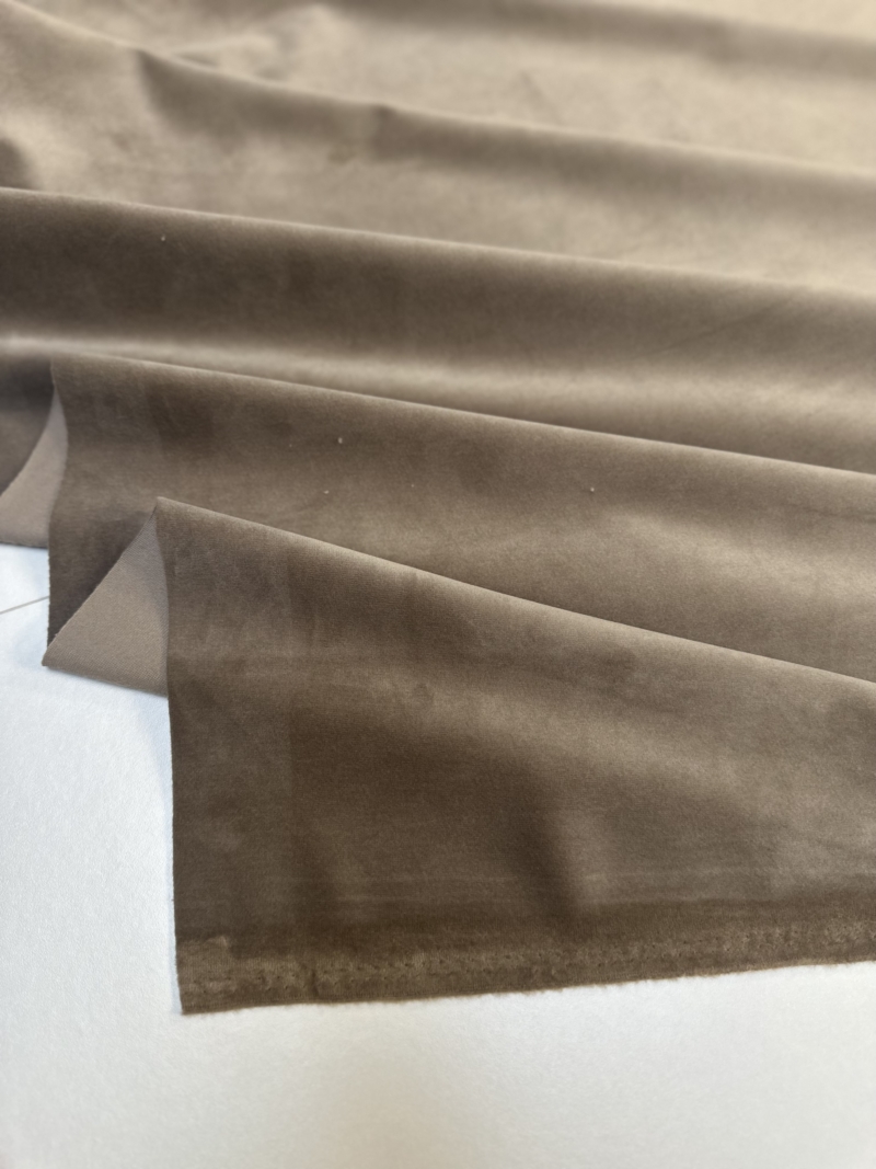 Tissu Velvet taupe – Image 4