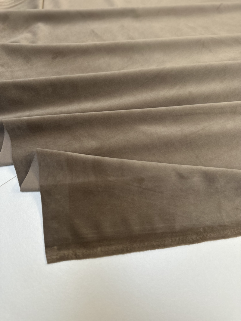 Tissu Velvet taupe – Image 5