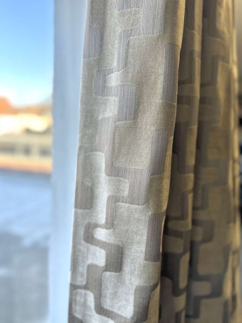 Rideaux Lazul beige à plis flamands – Image 5